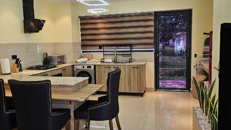Lakowe Lakes Hotel, Golf And Country Estate By Newmark Lagos Esterno foto