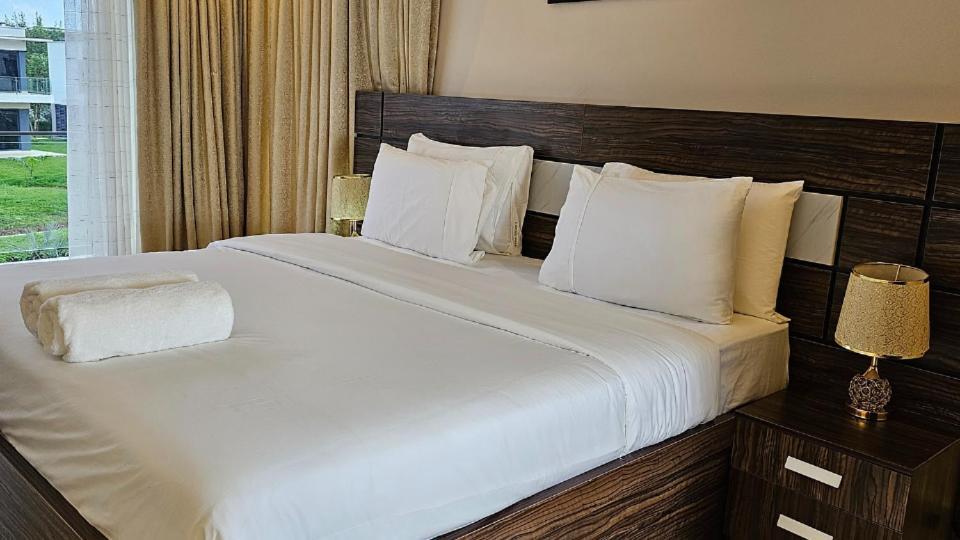 Lakowe Lakes Hotel, Golf And Country Estate By Newmark Lagos Esterno foto