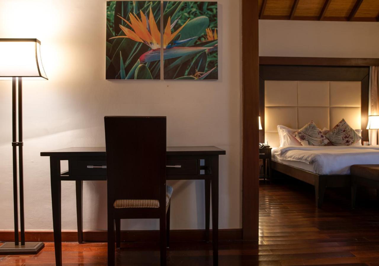 Lakowe Lakes Hotel, Golf And Country Estate By Newmark Lagos Esterno foto