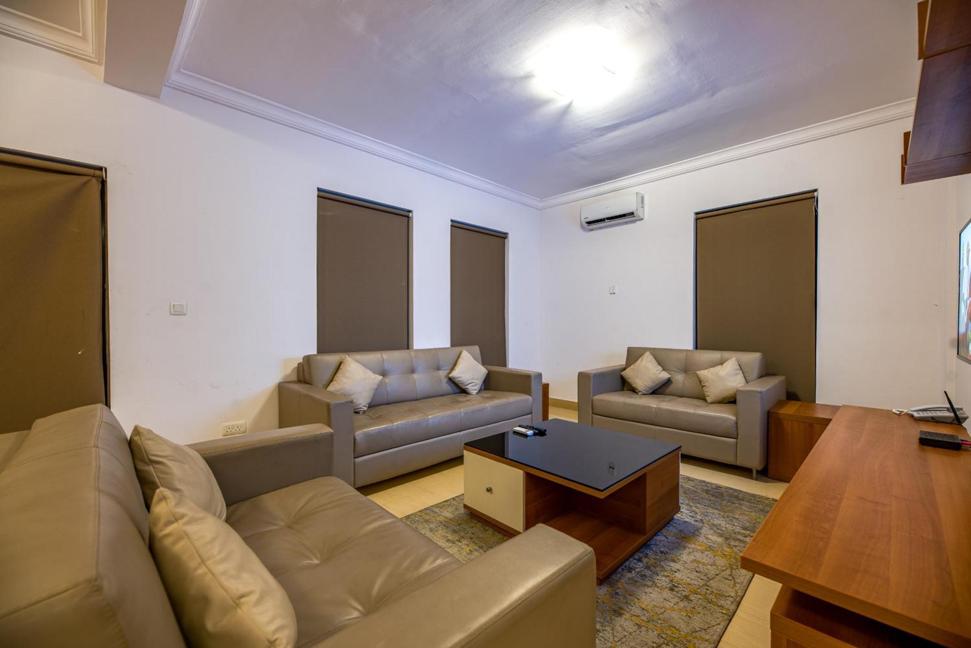 Lakowe Lakes Hotel, Golf And Country Estate By Newmark Lagos Esterno foto