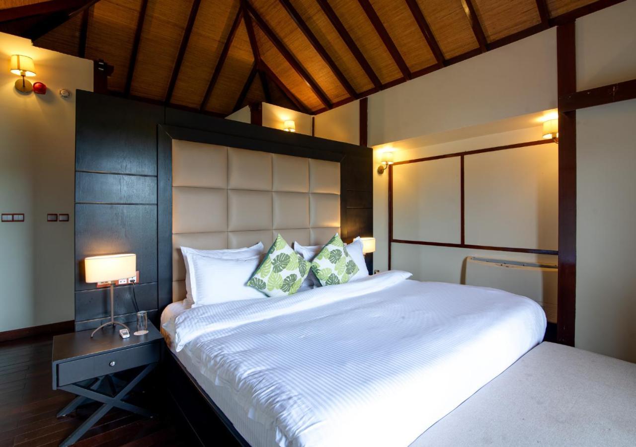 Lakowe Lakes Hotel, Golf And Country Estate By Newmark Lagos Esterno foto