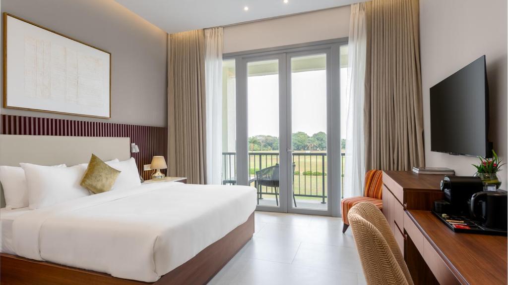 Lakowe Lakes Hotel, Golf And Country Estate By Newmark Lagos Esterno foto