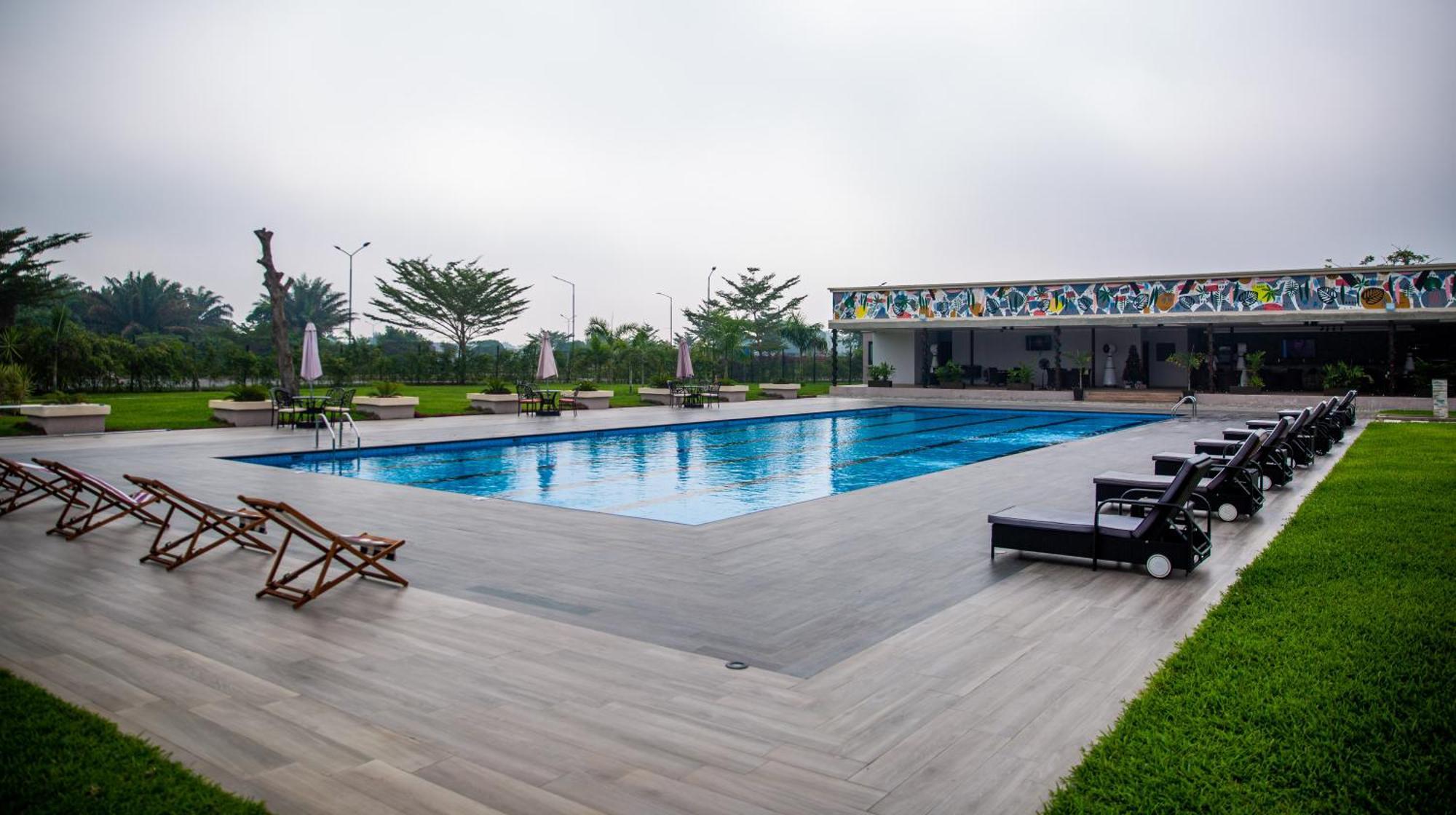 Lakowe Lakes Hotel, Golf And Country Estate By Newmark Lagos Esterno foto