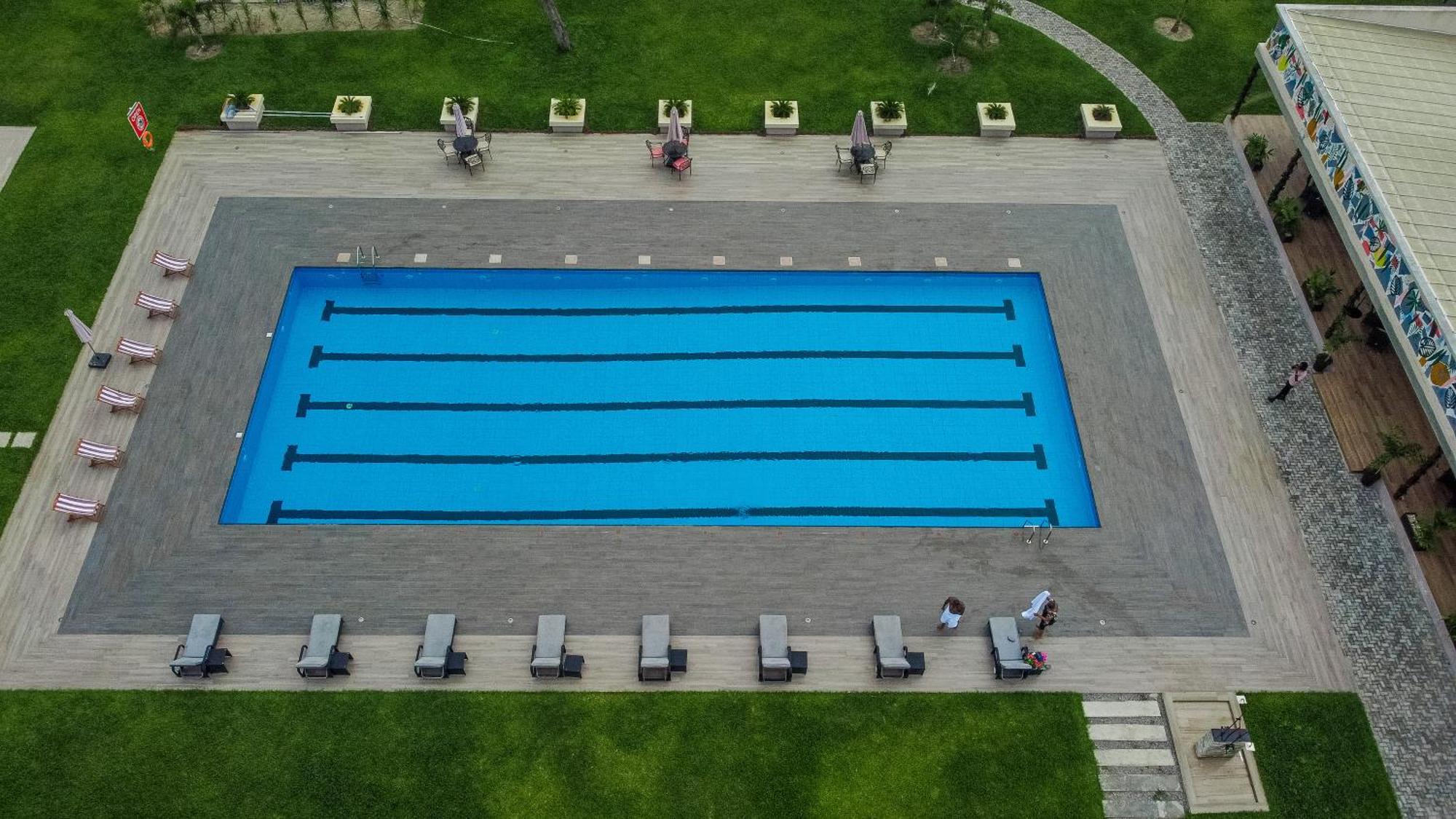 Lakowe Lakes Hotel, Golf And Country Estate By Newmark Lagos Esterno foto